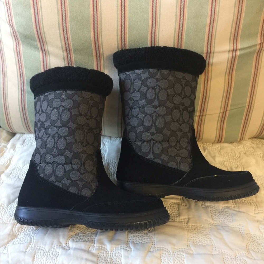 Coach “Sherman” Signature Boots - Picture 2 of 8